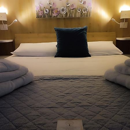 Puglia Holiday Home 몰라디바리 외부 사진